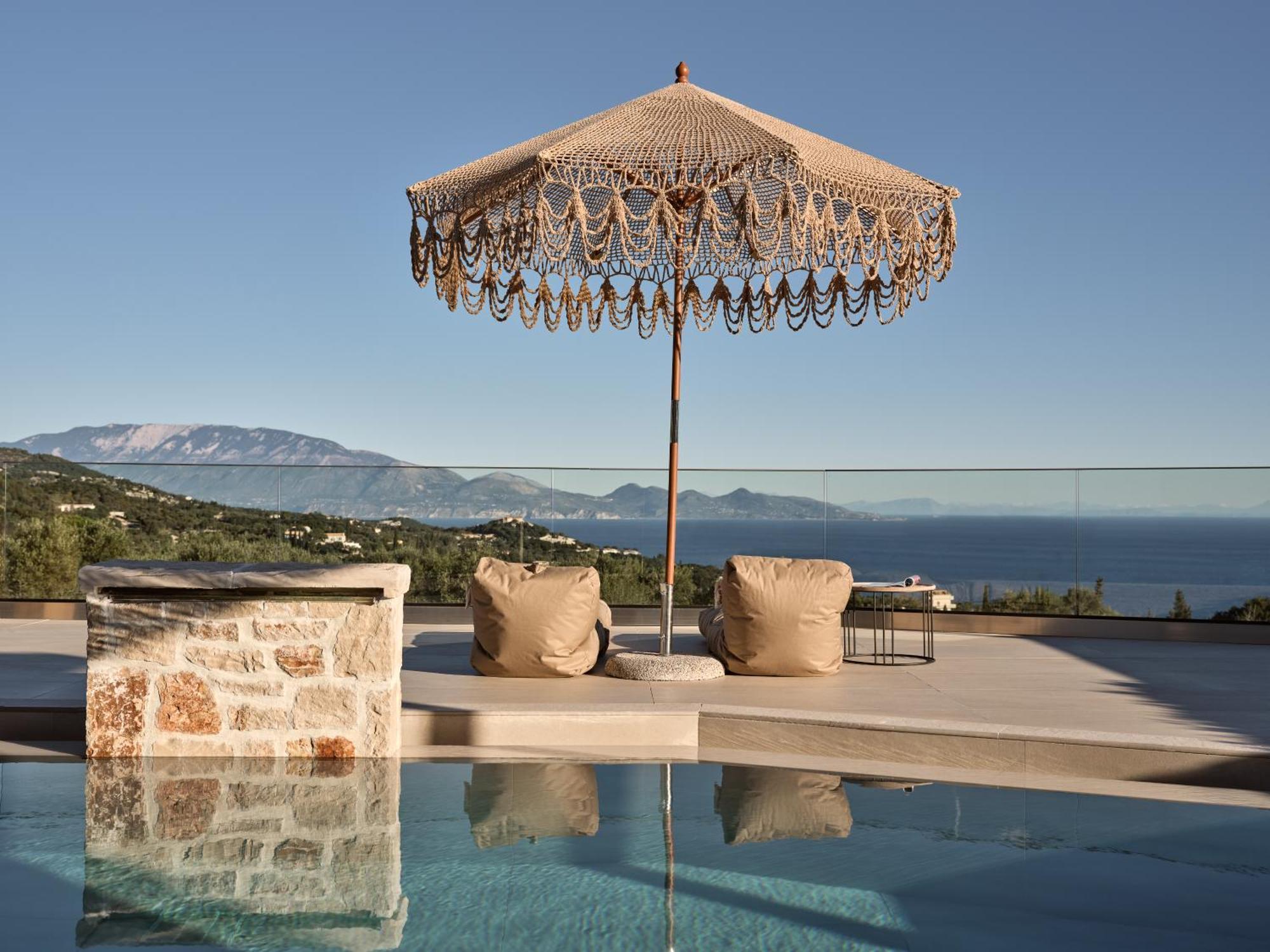 Ocean Luxury Villa Volímai